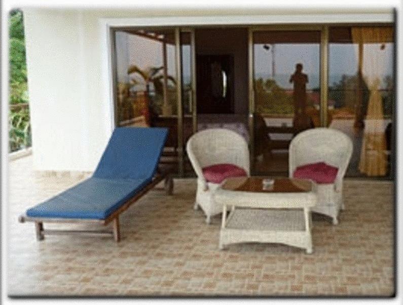 Golden Rooster Hotel Sihanoukville Phòng bức ảnh